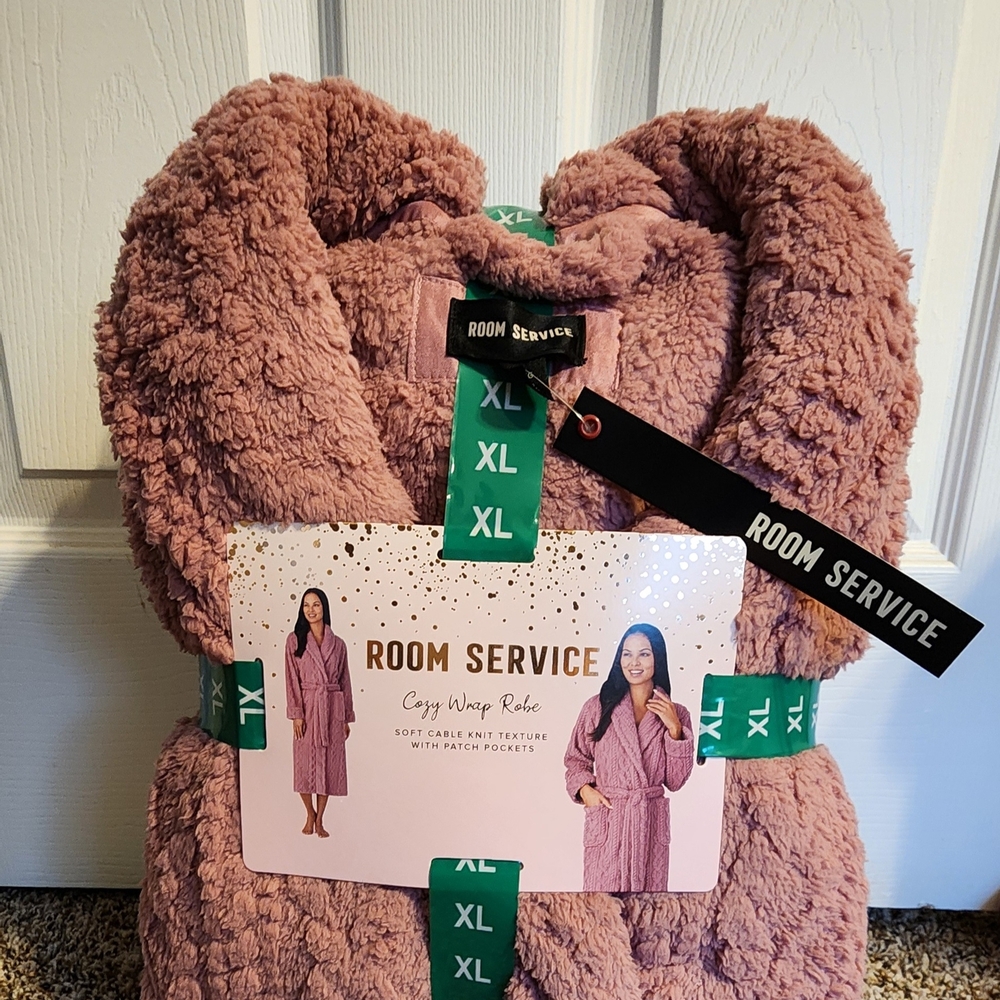Women's Room Service Cozy Wrap Robe in Pink Size XL